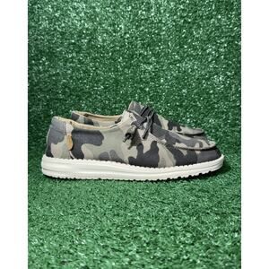 Hey Dude Wendy Sox Women's Shoes Size 8 Camo Grey Slip On Comfort Loafers